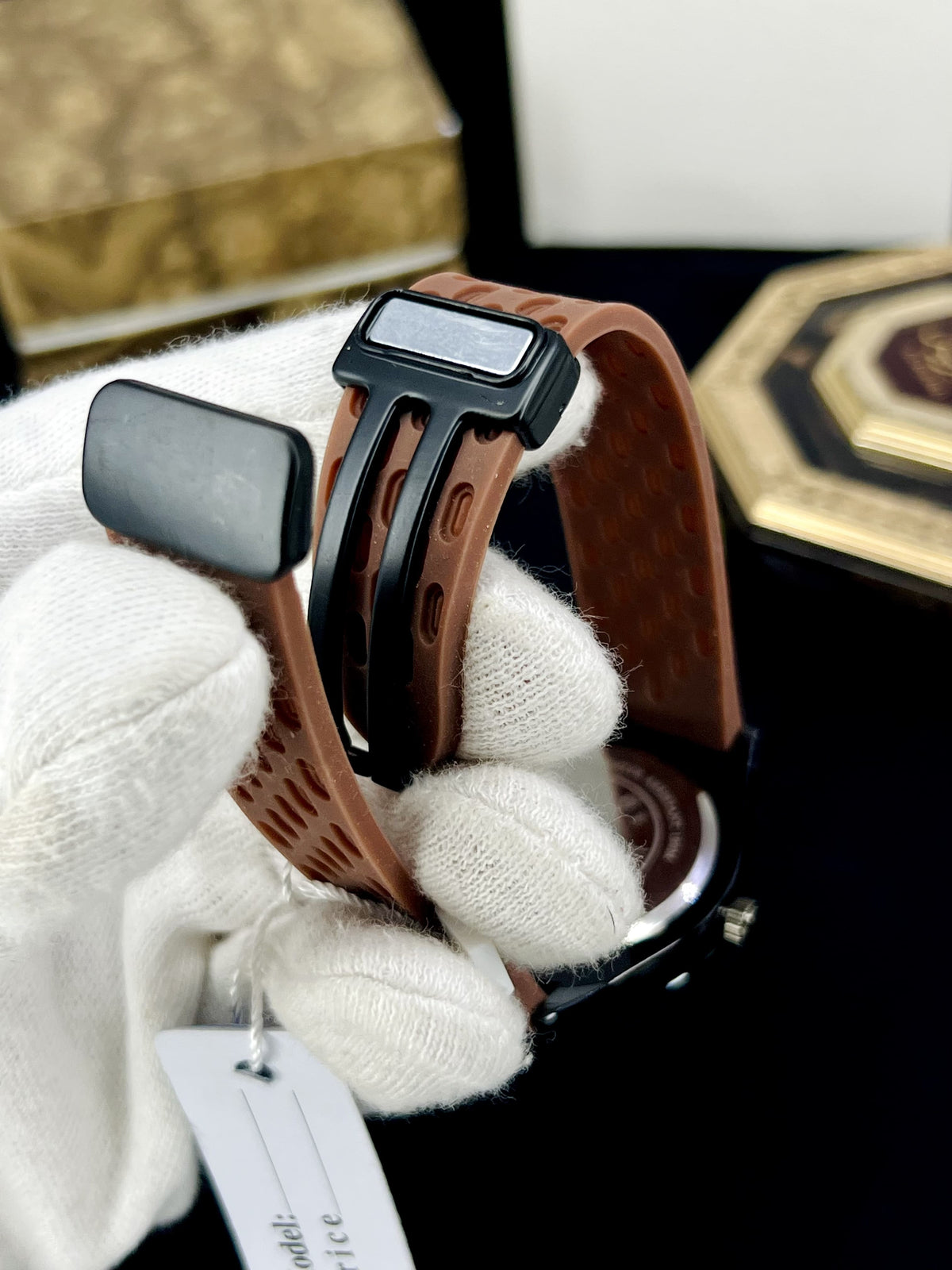 Fluted Bezel Rubber Strap