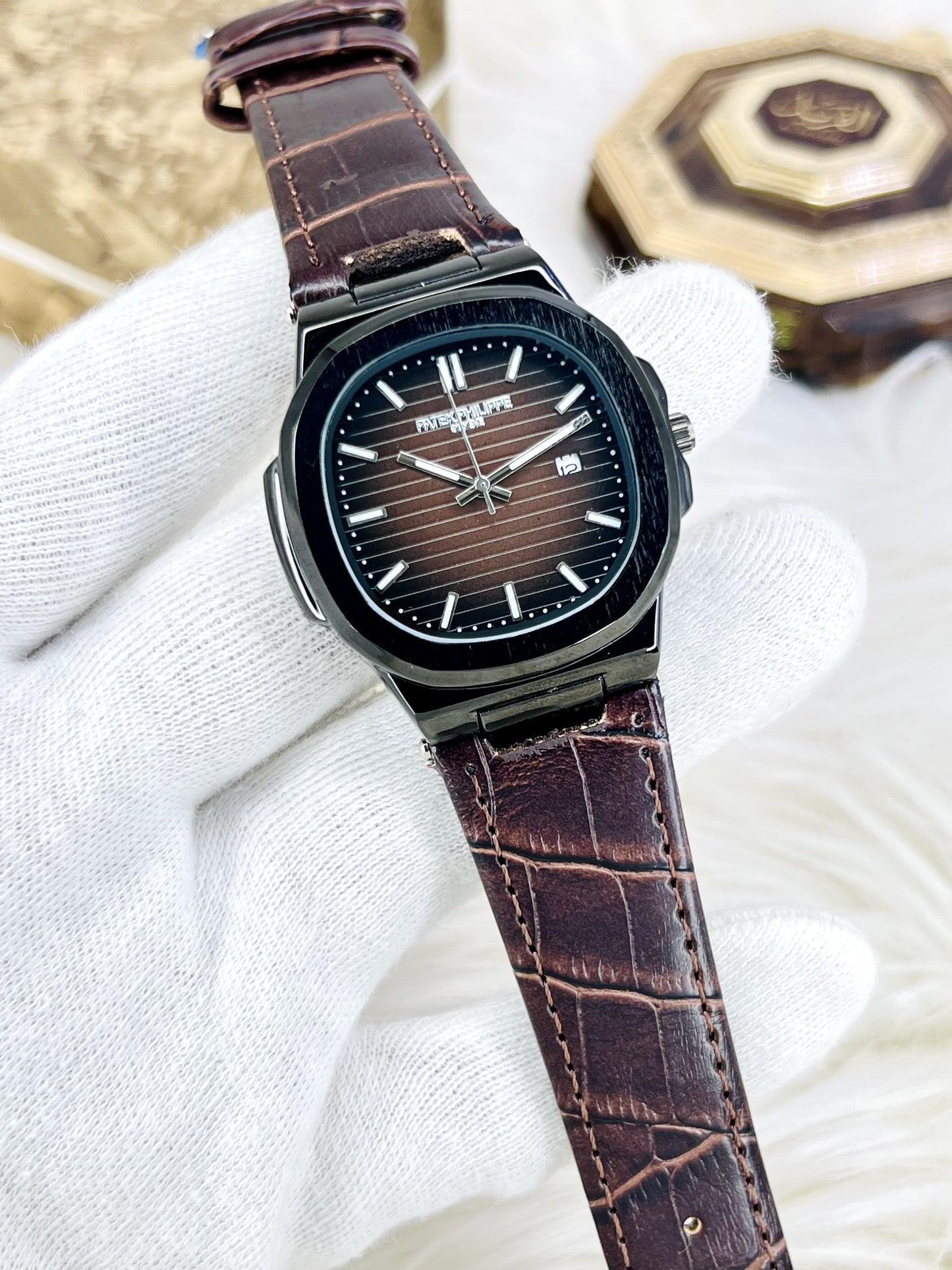 Steel Luxe Watch – Black Dial Leather Strap Timepiece